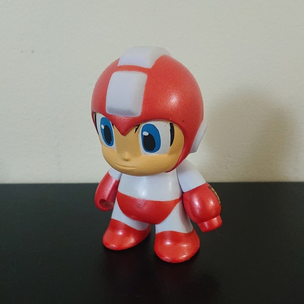 Mega Man - Red Suit Figure 3" - Kidrobot Capcom